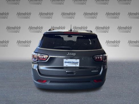 Used 2022 Jeep Compass Latitude w/ Sun and Sound Group image 10