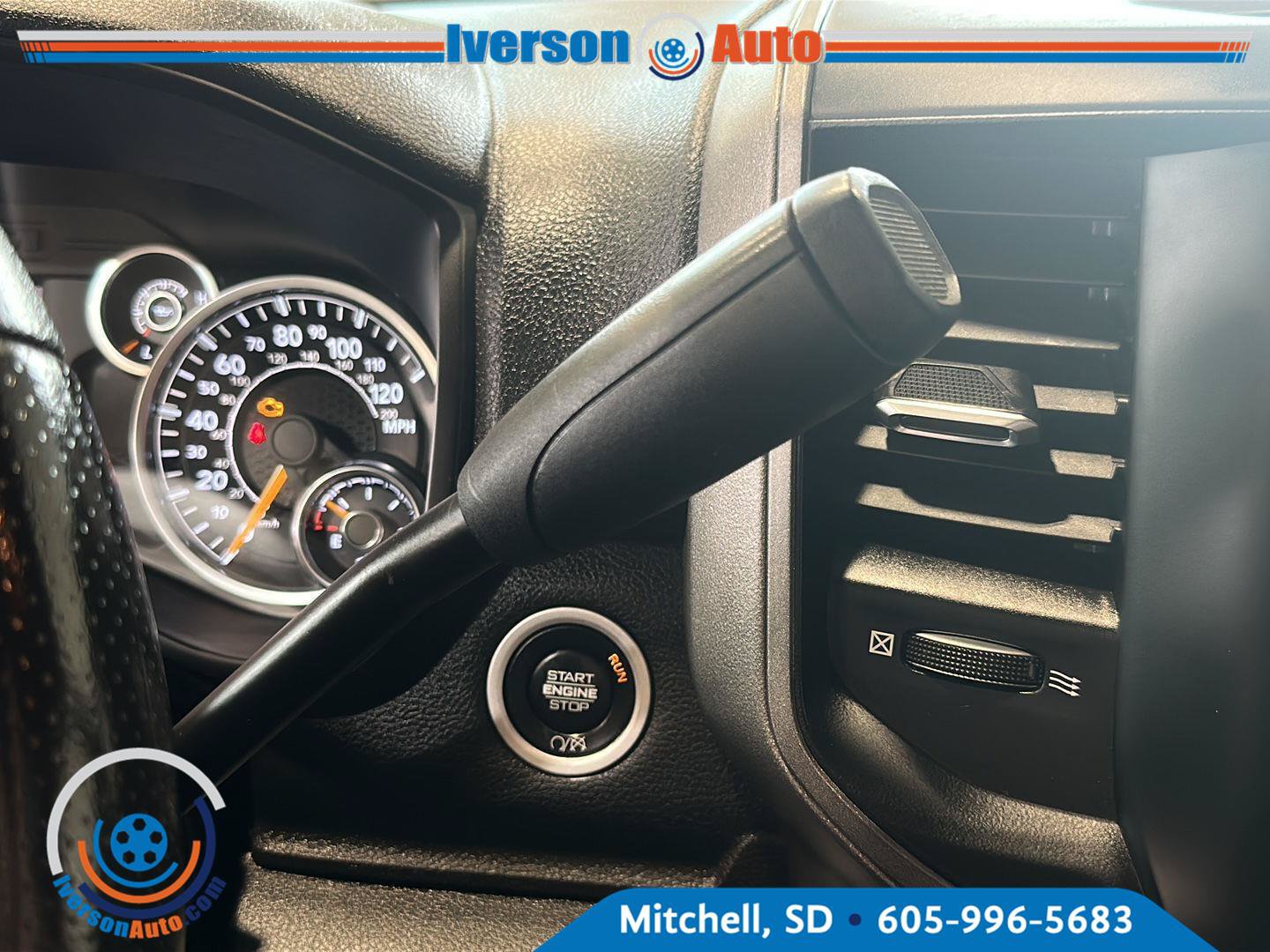 Used 2022 RAM 2500 Tradesman AWD/4WD image 21
