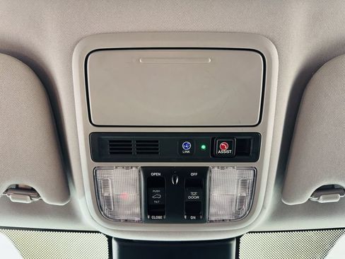 Used 2023 Honda Odyssey Touring image 21