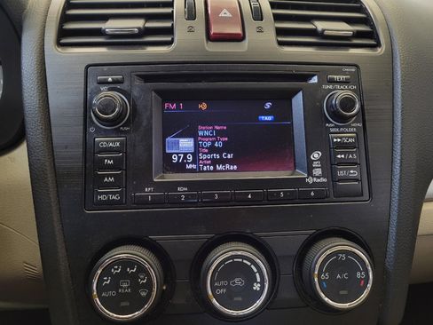 Used 2014 Subaru Crosstrek 2.0i Limited AWD/4WD image 25