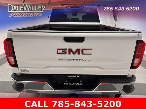 Used 2024 GMC Sierra 2500 Pro image 5
