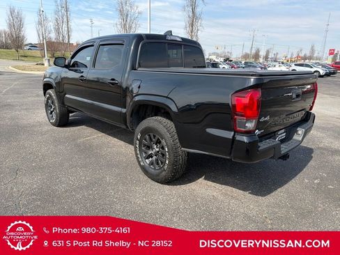 Used 2022 Toyota Tacoma SR image 9