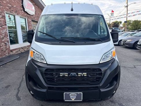 Used 2025 RAM ProMaster 2500 w/ Convenience Group FWD image 2