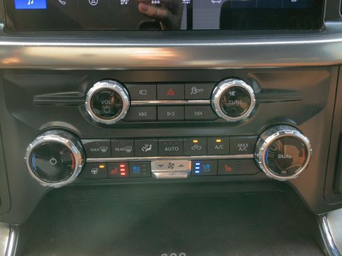 Used 2025 Ford F150 King Ranch w/ FX4 Off-Road Package AWD/4WD image 45