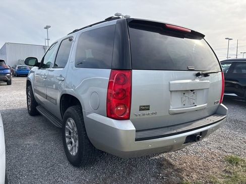 Used 2013 GMC Yukon SLT w/ SLT-2 Equipment Package image 7