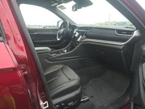 Certified 2024 Jeep Grand Cherokee L Limited w/ Trailer Tow Package image 14