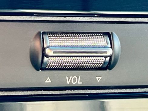 Used 2025 Mercedes-Benz Sprinter 2500 image 34