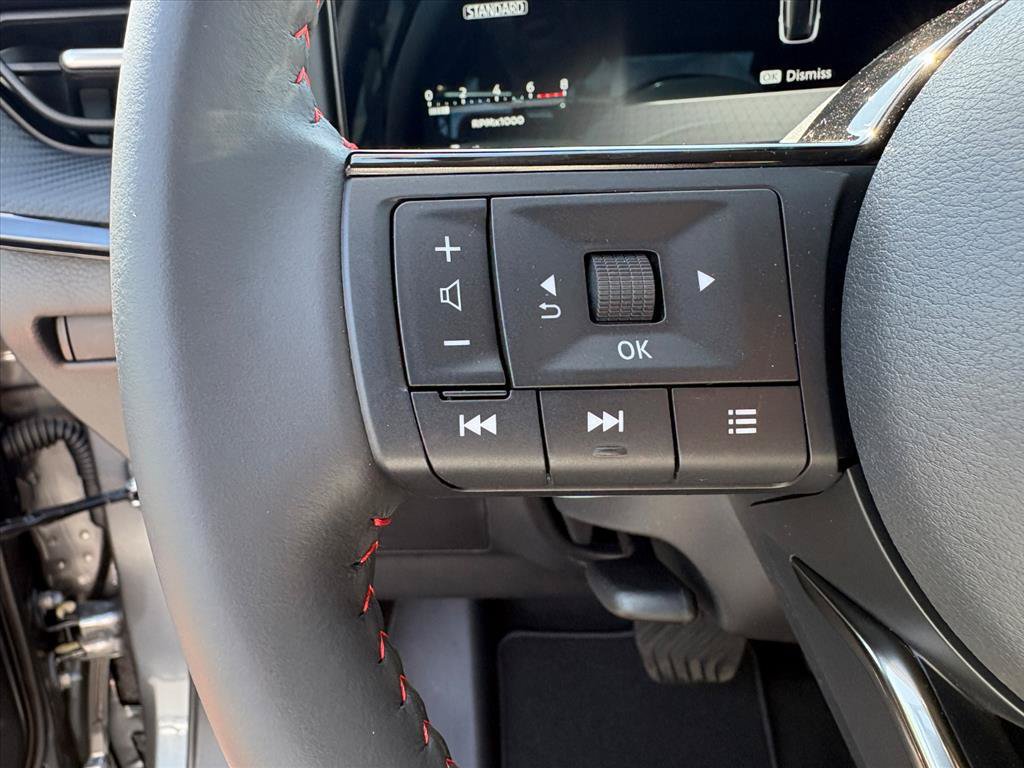 Used 2026 Nissan Kicks SR w/ Cold Weather Package AWD/4WD image 13