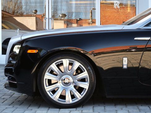 Certified 2017 Rolls-Royce Dawn image 12