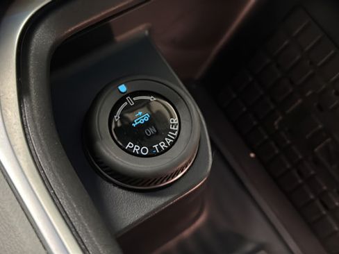 Used 2025 Ford Expedition Platinum AWD/4WD image 41