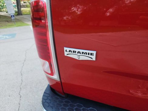 Used 2014 RAM 1500 Laramie image 8