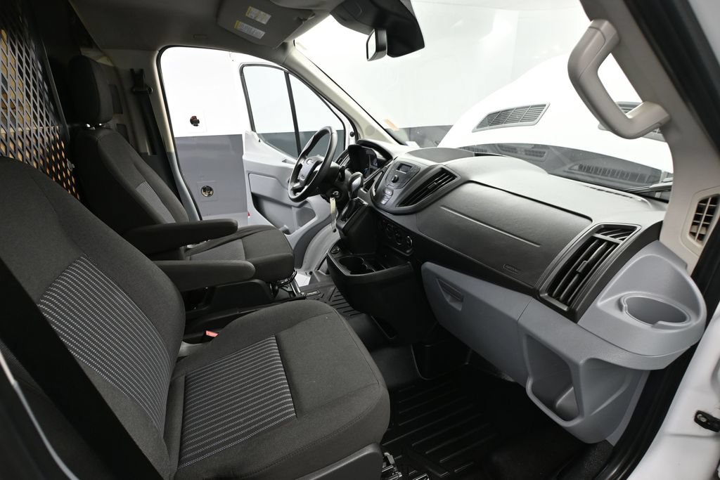 Used 2017 Ford Transit 250 130 Low Roof w/ Exterior Upgrade Package RWD image 35