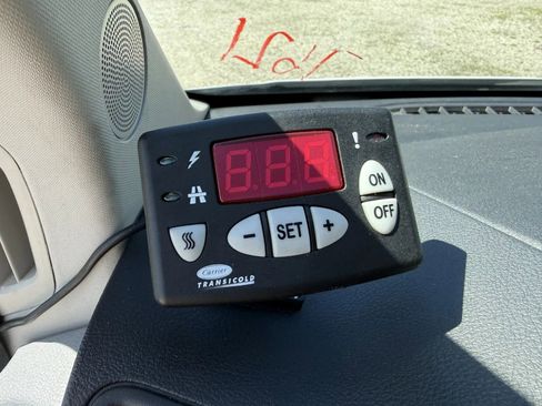 Used 2017 Ford Transit 250 148 Medium Roof image 25