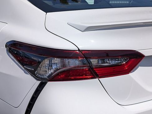 Used 2024 Toyota Camry SE FWD image 13