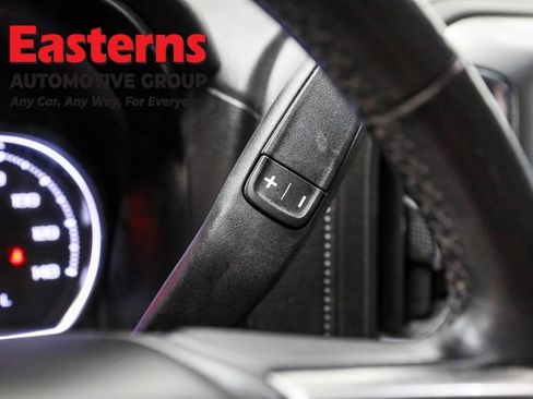 Used 2021 Chevrolet Silverado 1500 RST image 13