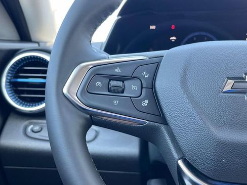 New 2026 Chevrolet Trax LT w/ Sunroof Package FWD image 24