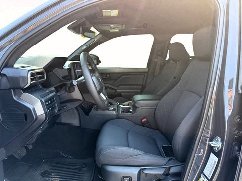 Used 2024 Toyota Tacoma SR5 AWD/4WD image 12