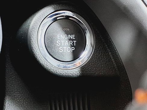 New 2025 Subaru Crosstrek 2.5i Limited w/ Crosstrek Mirror Package image 10