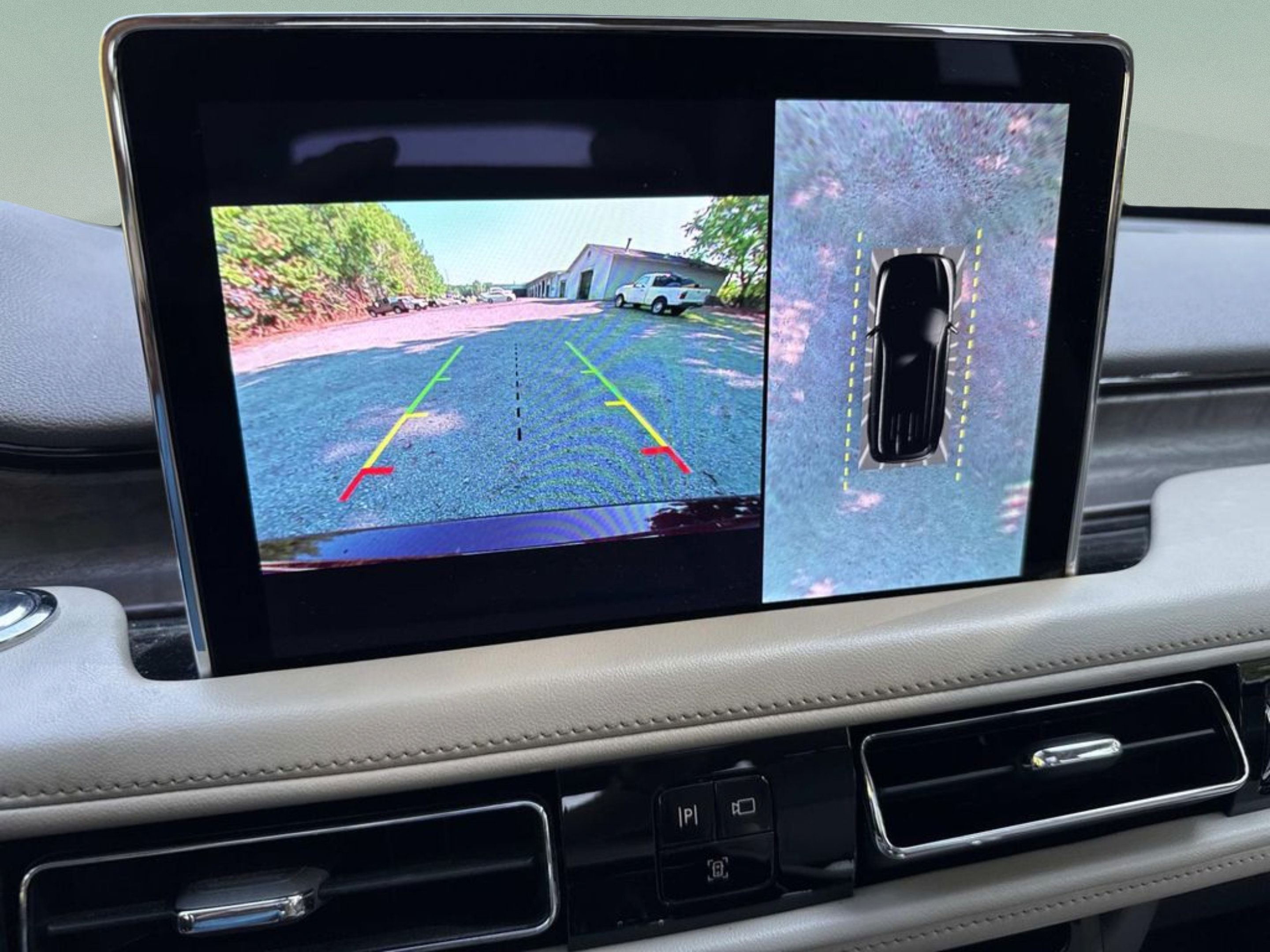 Used 2021 Lincoln Aviator Reserve w/ Elements Package Plus AWD/4WD image 31