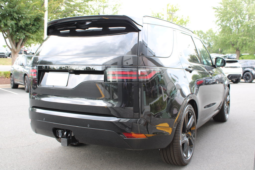 New 2026 Land Rover Discovery Dynamic SE AWD/4WD image 3