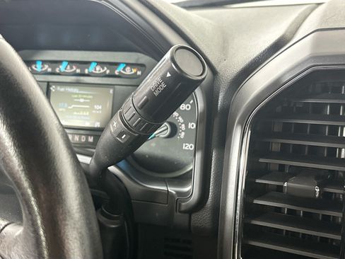 Used 2019 Ford F150 XLT w/ Equipment Group 302A Luxury AWD/4WD image 17