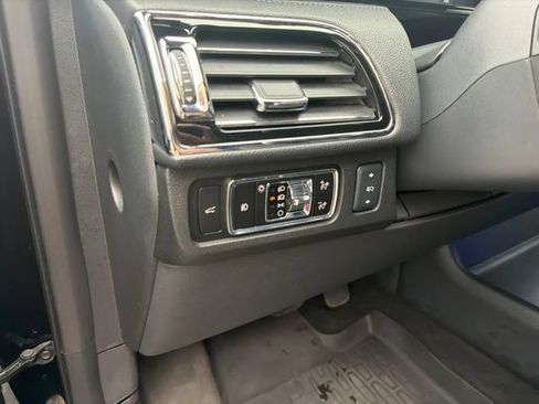 Used 2024 Lincoln Navigator L Reserve AWD/4WD image 24