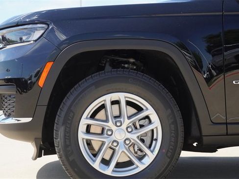 New 2025 Jeep Grand Cherokee L Laredo w/ Luxury Tech Group I image 5