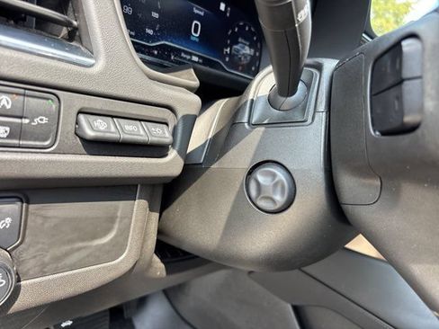 Used 2022 Chevrolet Tahoe High Country w/ Premium Package 2 AWD/4WD image 29
