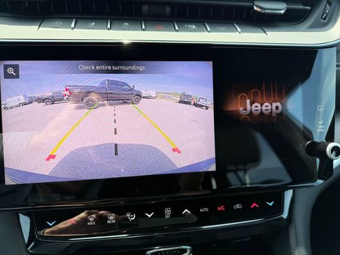 New 2026 Jeep Grand Cherokee Limited w/ Limited Altitude Package RWD image 29
