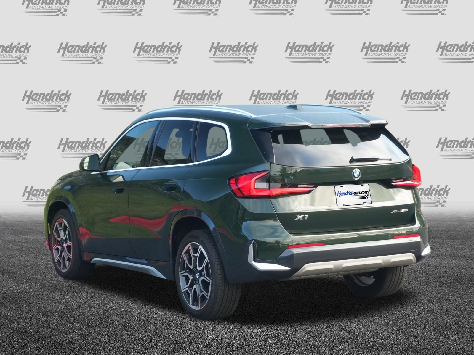 Certified 2025 BMW X1 xDrive28i AWD/4WD image 7