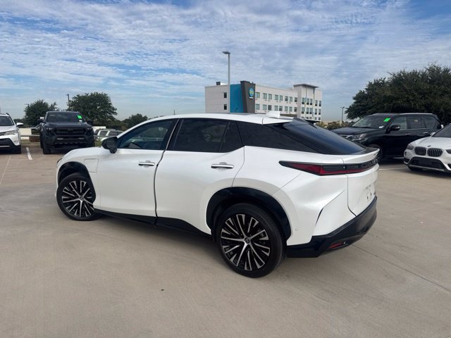 Used 2024 Lexus RZ 450e Premium w/ Accessory Package (2T) AWD/4WD image 5