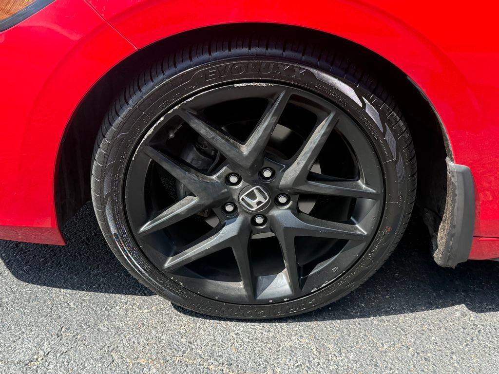 Used 2022 Honda Civic Sport image 11
