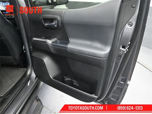 Used 2022 Toyota Tacoma TRD Pro image 31