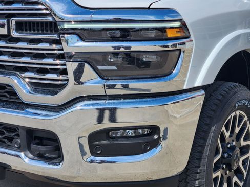 New 2026 RAM 2500 Limited AWD/4WD image 9