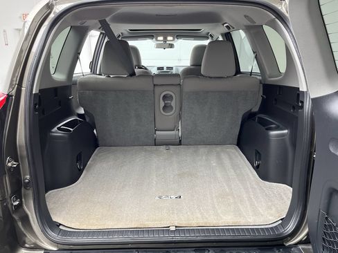 Used 2012 Toyota RAV4 4WD w/ Upgrade Value Pkg image 24