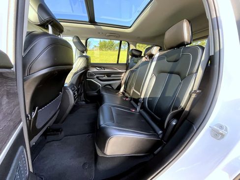 Used 2023 Jeep Grand Cherokee 4WD 4xe image 19