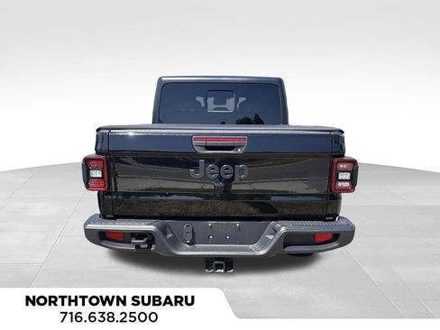 Used 2022 Jeep Gladiator Sport AWD/4WD image 6