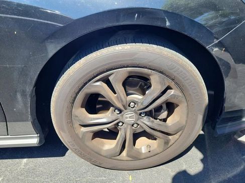 Used 2025 Honda Accord SE image 2