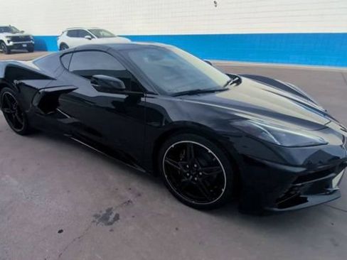 Used 2023 Chevrolet Corvette Stingray Preferred Cpe w/ Battery Protection Package RWD image 2