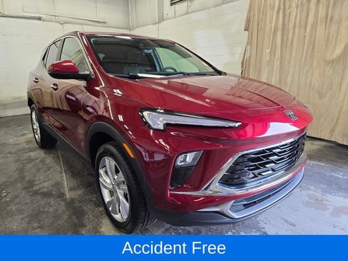 Used 2024 Buick Encore GX Preferred AWD/4WD image 4