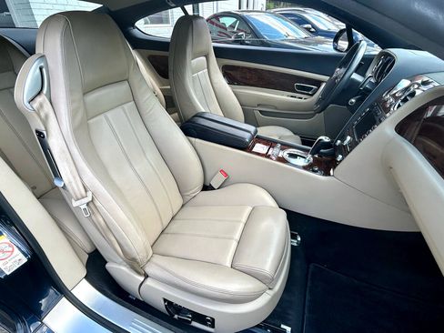 Used 2010 Bentley Continental GT w/ Convenience Specification Pkg image 16