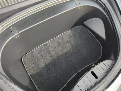 Used 2017 Tesla Model 3 Long Range image 28