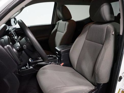 Used 2019 Toyota Tacoma SR w/ SR Convenience Package RWD image 23