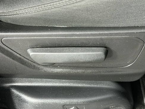 Used 2019 RAM 1500 Big Horn AWD/4WD image 23