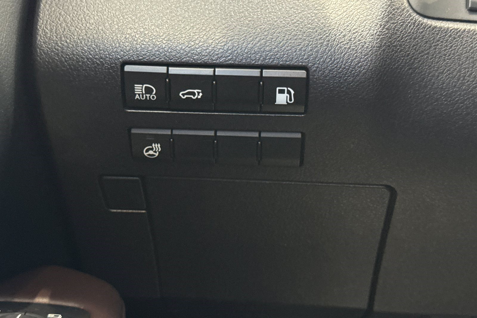 Used 2018 Lexus RX 450h AWD w/ Premium Package image 36