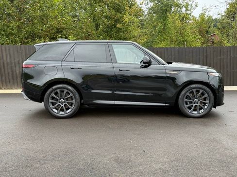 Certified 2025 Land Rover Range Rover Sport Dynamic SE AWD/4WD image 6