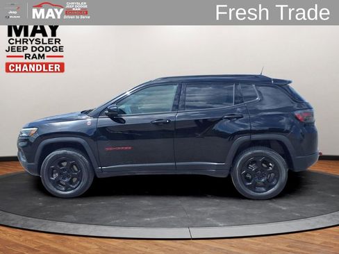 Used 2023 Jeep Compass Trailhawk w/ Trailhawk Elite Group AWD/4WD image 16
