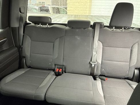 Used 2022 Chevrolet Silverado 1500 LT image 35