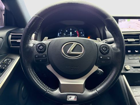 Used 2016 Lexus IS 200t RWD image 19