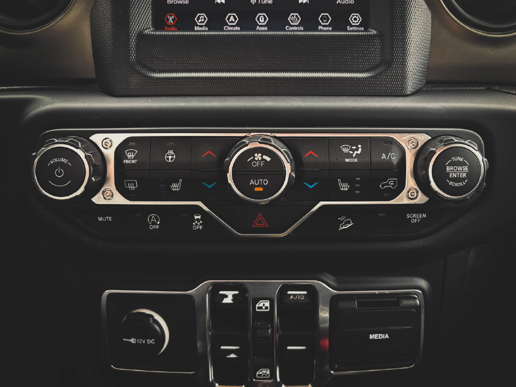Used 2019 Jeep Wrangler Unlimited Sport S AWD/4WD image 11
